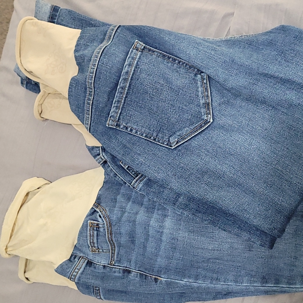 Maternity jeans